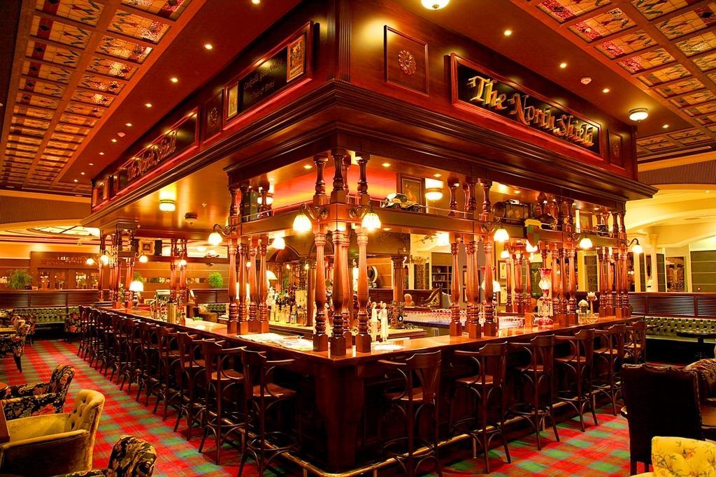 Cratos Premium Hotel, Casino, Port & Spa Kazaphani エクステリア 写真
